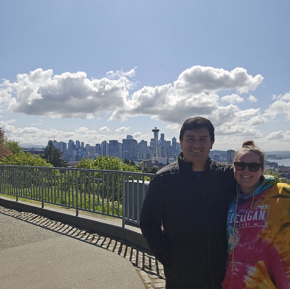 Meet your Posher, Amber Dawn - Picture 2 of 16